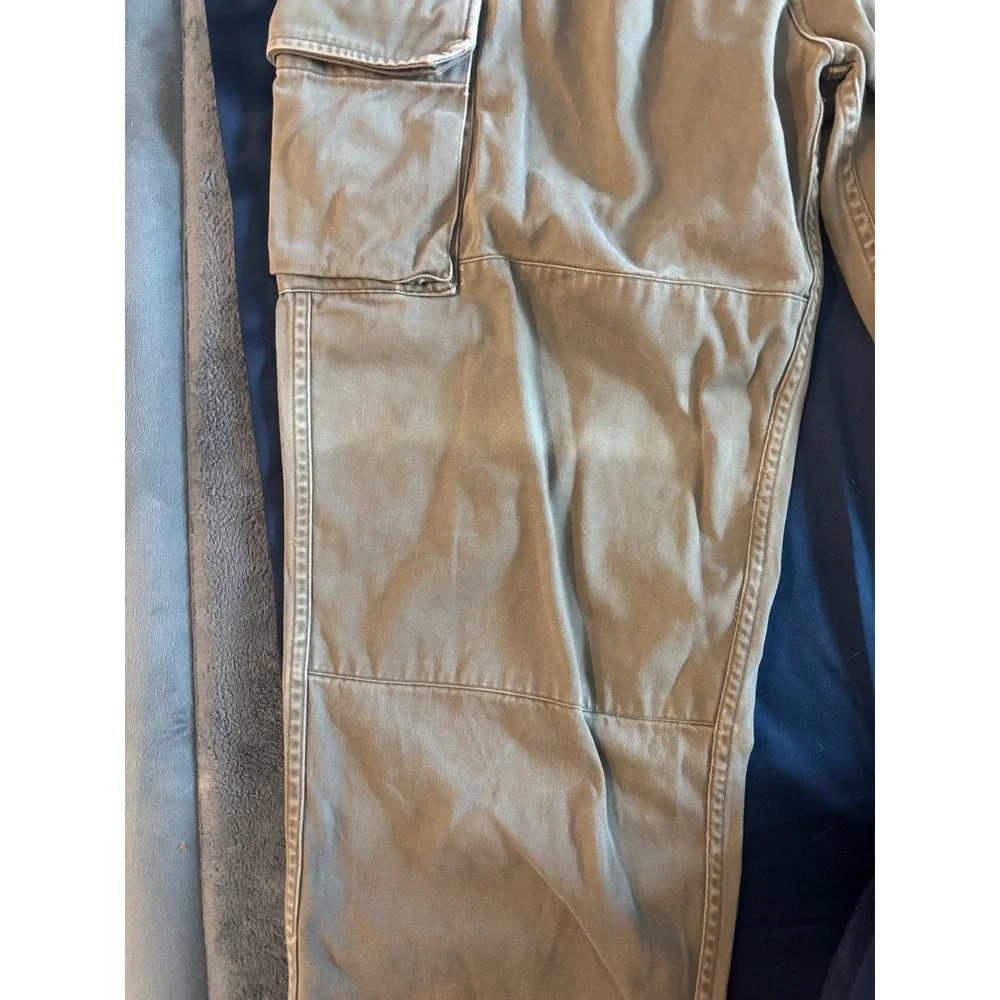 Eddie Bauer Mens Pleated Cargo Pants 38x34 Green Khaki Utility Outdoor Trousers